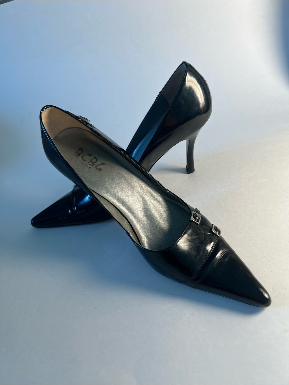 Y2K/Early 2000s Vintage BCBG Paris Black Patent Pointed Toe Buckle Pumps Size 7